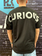 Carica l&#39;immagine nel visualizzatore di Gallery, T-SHIRT &quot;CURIOUS&quot;
