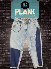 Carica l&#39;immagine nel visualizzatore di Gallery, Jeans “Patch”
