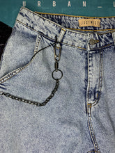 Carica l&#39;immagine nel visualizzatore di Gallery, Jeans “Patch”
