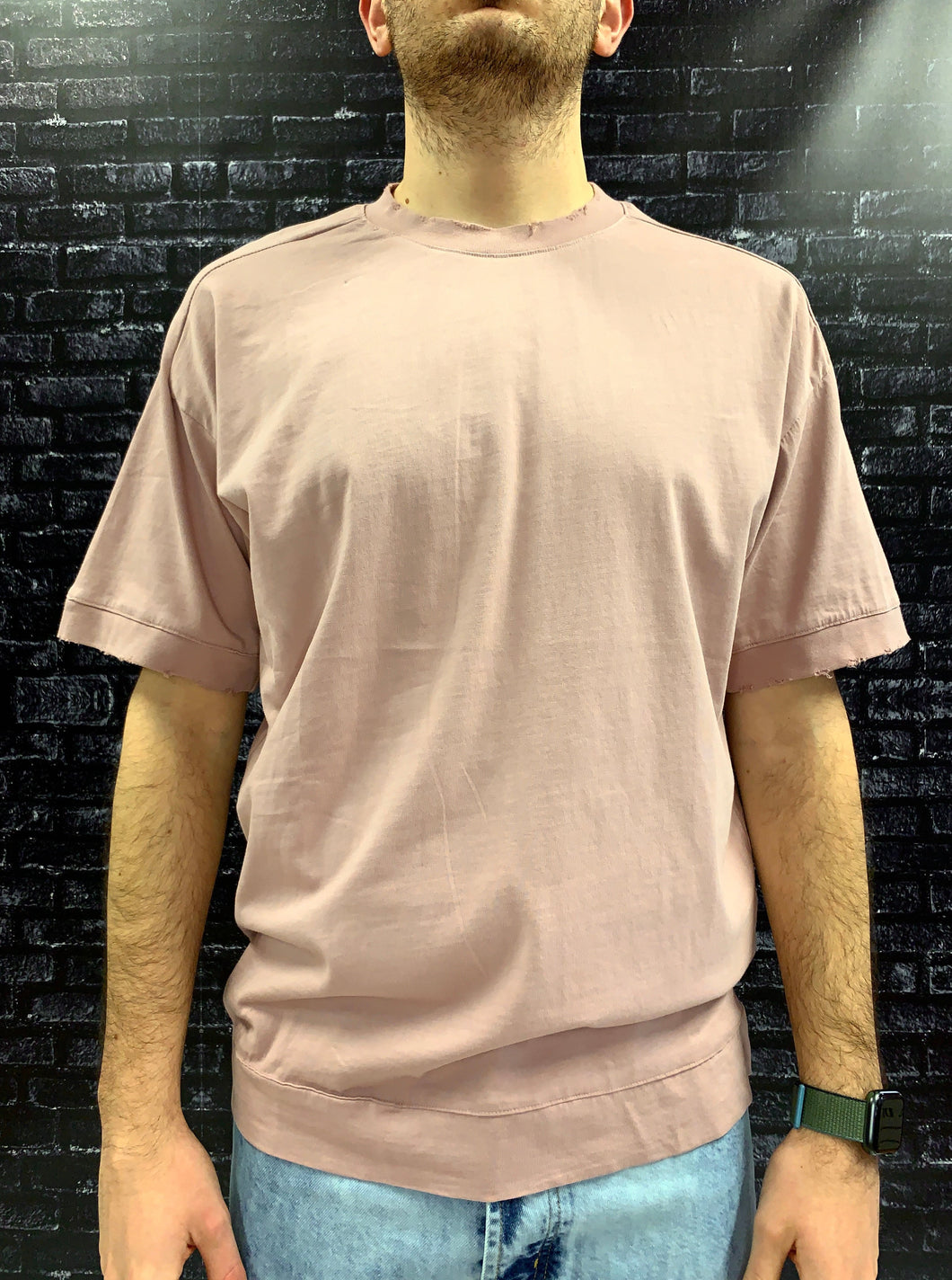 T-SHIRT con Rotture Cipria