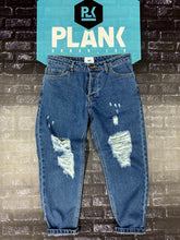 Carica l&#39;immagine nel visualizzatore di Gallery, Jeans con strappi New Job Brand
