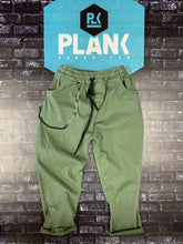 Carica l&#39;immagine nel visualizzatore di Gallery, Jeans Cropped Verde Militare
