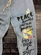 Carica l&#39;immagine nel visualizzatore di Gallery, Jeans &quot;Peace&quot;
