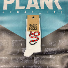 Carica l&#39;immagine nel visualizzatore di Gallery, Magic Socks &quot;Snake&quot; White
