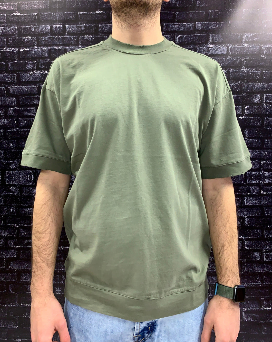 T-SHIRT con Rotture Verde