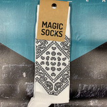 Carica l&#39;immagine nel visualizzatore di Gallery, Magic Socks &quot;Pattern&quot; White
