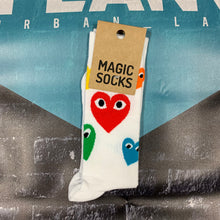 Carica l&#39;immagine nel visualizzatore di Gallery, Magic Socks &quot;Hearts&quot; White
