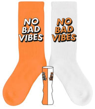 Carica l&#39;immagine nel visualizzatore di Gallery, Magic Socks &quot;No Bad Vibes&quot; Orange Fluo TwoFace
